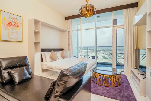 New Studio In The Heart of Business Bay