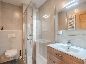Hair dryer, towels