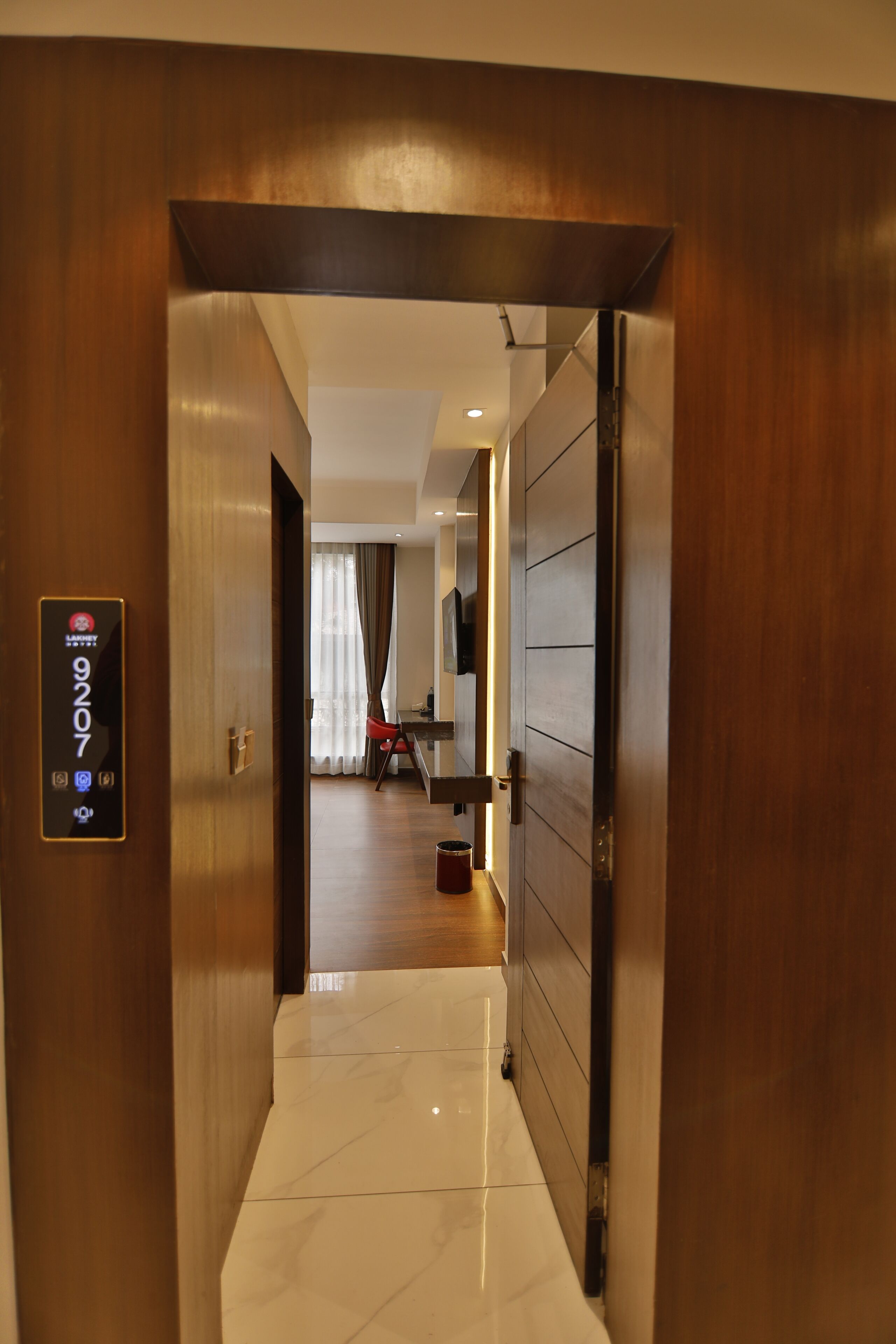 客室内のダイニングエリア