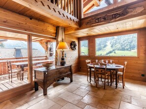Dining - Luxury chalet for 14 near lifts with elevator (Morzine)