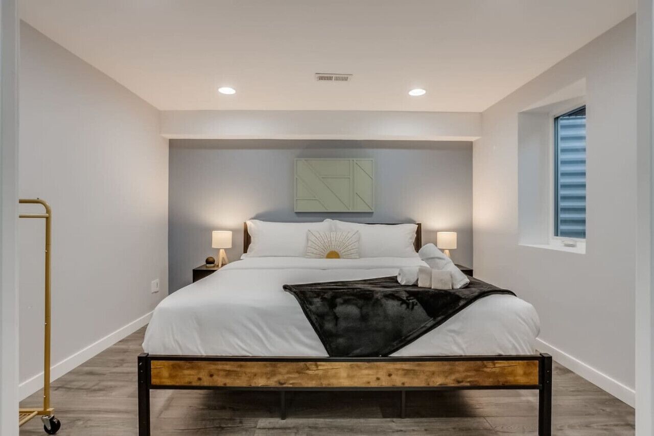 4 habitaciones, escritorio, tabla de planchar con plancha y wifi 