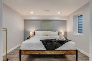 4 chambres, bureau, fer et planche à repasser, Wi-Fi