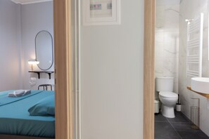 2 間睡房、熨斗/熨衫板、可攜式嬰兒床、免費 Wi-Fi
