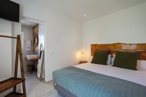 1 bedroom, minibar, in-room safe, iron/ironing board