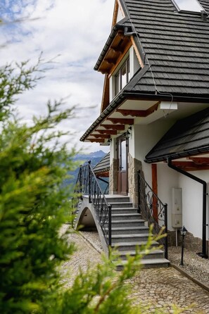 Exterior detail - Królewska 77 | Beautiful Apartment | Mountain View (Koscielisko)