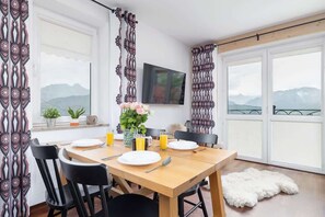 Dining - Królewska 77 | Beautiful Apartment | Mountain View (Koscielisko)