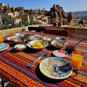 Desayuno completo incluido todos los días