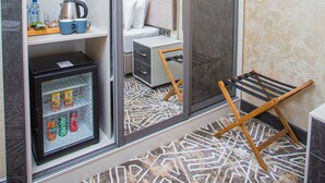 Superior Twin Room, 1 Bedroom | Hypo-allergenic bedding available, minibar, in-room safe, desk - Florence Boutique Hotel (Tashkent)