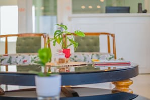 Lobby sitting area - The Mohua A Boutique Hotel (Ranchi)