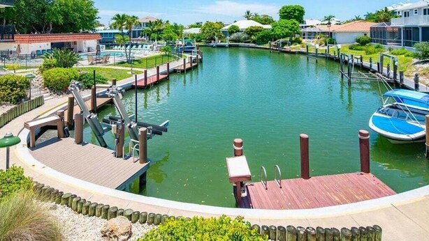 Marina - 2BR waterfront Marco Island condo with pool, WiFi, and heated pool. (Marco Island)