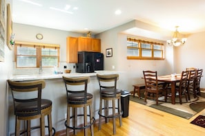 Fridge, microwave, oven, stovetop - Oak Point Place with Private Hot Tub, Fireplace, Panoramic views, & Free Ski Shuttle! (Breckenridge)