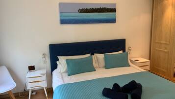 5 slaapkamers, een kluis op de kamer, een strijkplank/strijkijzer