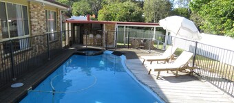 Beautiful house, located in a quiet area of town with its own private pool