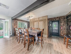 獨棟房屋, 多張床, 廚房 | 用餐區