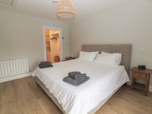 4 bedrooms, individually decorated, individually furnished, free WiFi - 19A Lighthouse Village (Fenit)