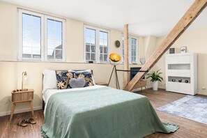 1 bedroom, travel cot, WiFi - Eden 2 - Suite-Studio nah Messe/Rhein, Küche (Krefeld)
