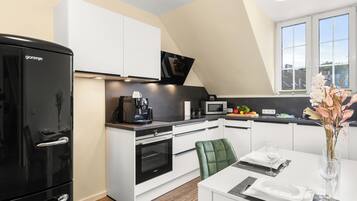 Fridge, stovetop, eco-friendly cleaning products