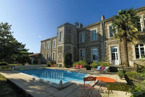 Gîte avec piscine partagée proche Puy Du Fou