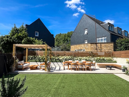 Garden Flat in Clapham South - 4 min from tube/shops