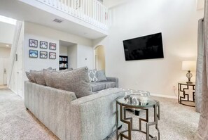 Smart-TV, Bücher, Computerbildschirme, Drucker