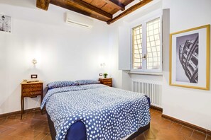 1 sovrum, strykjärn/strykbräda, wi-fi och sängkläder