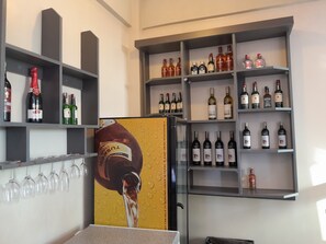 Bar (en el alojamiento)
