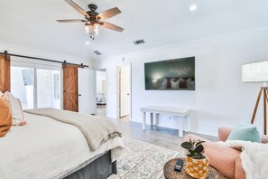 3 Schlafzimmer, Bügeleisen/Bügelbrett, Reisekinderbett, WLAN