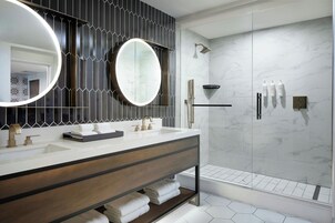 Executive Suite, 1 Bedroom | Bathroom | Designer toiletries, hair dryer, towels, soap