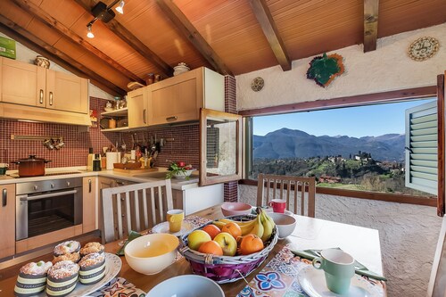 Family Friendly Rosa House Amazing View