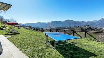 Maison Standard, plusieurs chambres, 2 salles de bains (Family Friendly Rosa House Amazing) | Terrasse/Patio