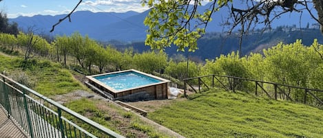 Maison Standard, plusieurs chambres, 2 salles de bains (Family Friendly Rosa House Amazing) | Enceinte de lâhĂ©bergement