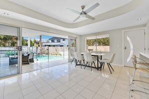 Dining - Beautiful house in Sylvania Waters NSW Australia  (Sylvania Waters)