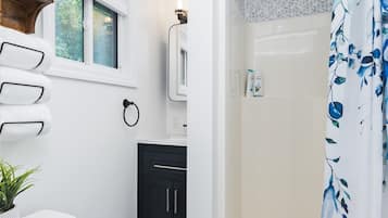 Shower, towels