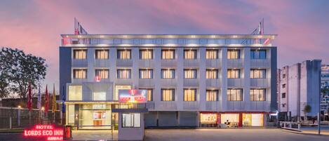 Fachada de la propiedad