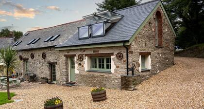 Poppy's Barn at Higher Mullacott