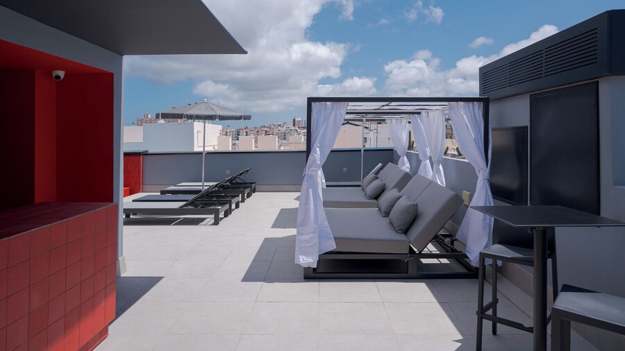 Hotel LIVVO La Escarlata