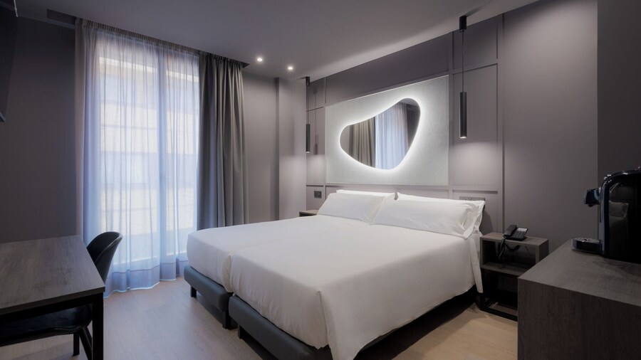 Hotel LIVVO La Escarlata