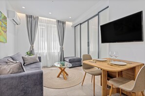 Theatrou Apt 5 - One Bedroom Apartment - Heart of Athens | Living area | Smart TV - Athens Theatrou Apartments (Athens)