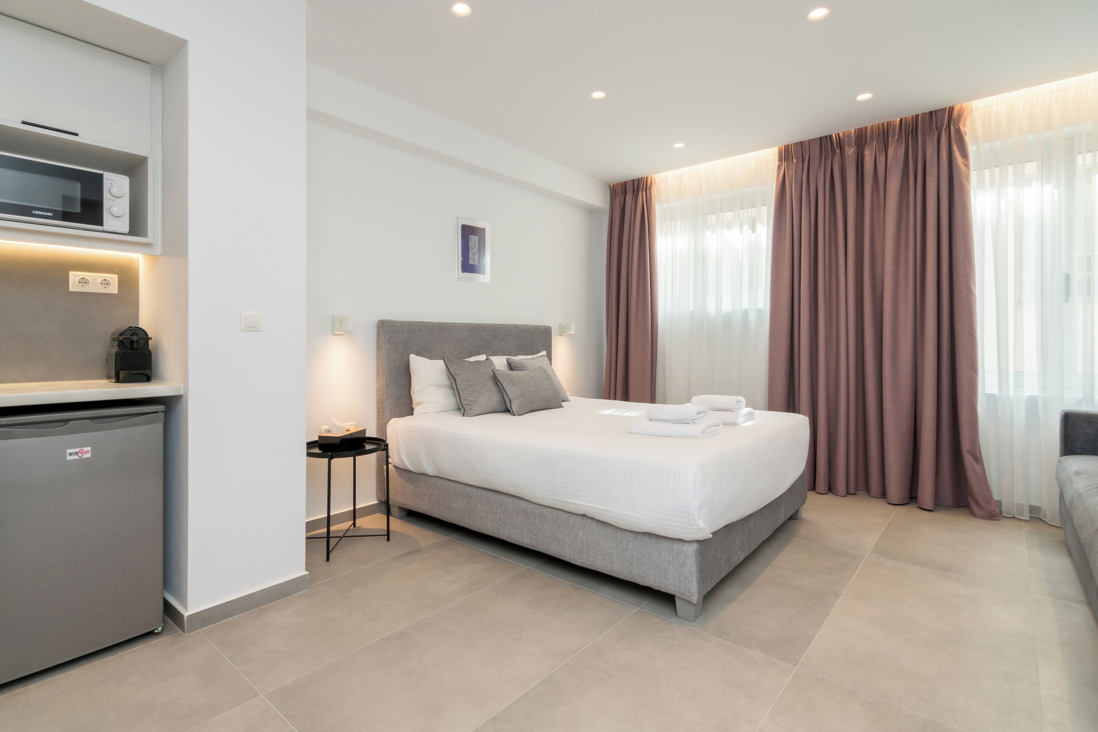 Theatrou Apt 7 - Comfort triple studio - Heart of Athens | Coffres-forts dans les chambres