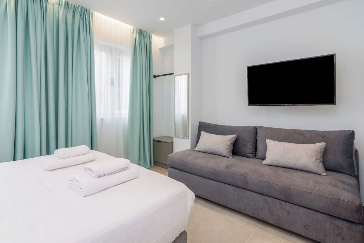 Theatrou Apt 8 - Economy Double studio - Heart of Athens | In-room safe, laptop workspace, blackout drapes, soundproofing