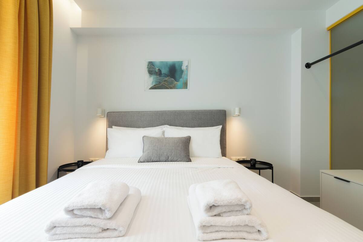 Theatrou Apt 6 - Comfort triple studio - Heart of Athens | In-room safe, laptop workspace, blackout drapes, soundproofing