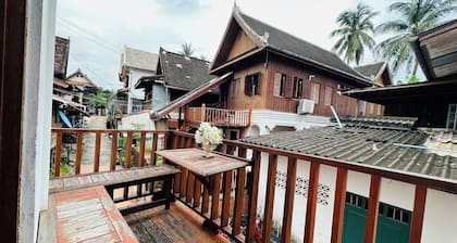 Villa Phonethip Mekong Riverside