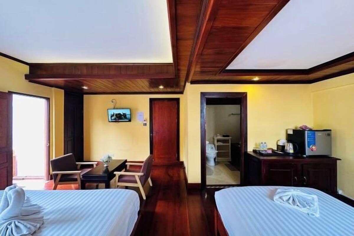 Peralatan tempat tidur premium, gebar bulu kapas, meja 