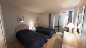 2 chambres, fer et planche à repasser, accès au Wi-Fi (inclus)
