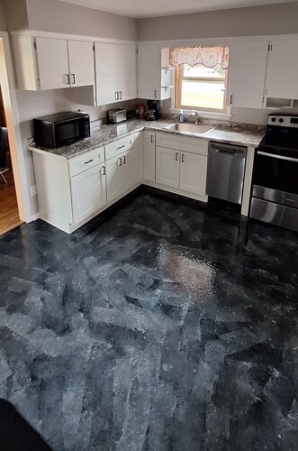 In the Heart of ELY Getaway is short walk to downtown ELY.  Freshly Remodeled!  