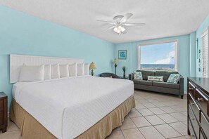 Condo, 2 Bedrooms