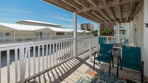 Condo, 1 Bedroom | Property grounds
