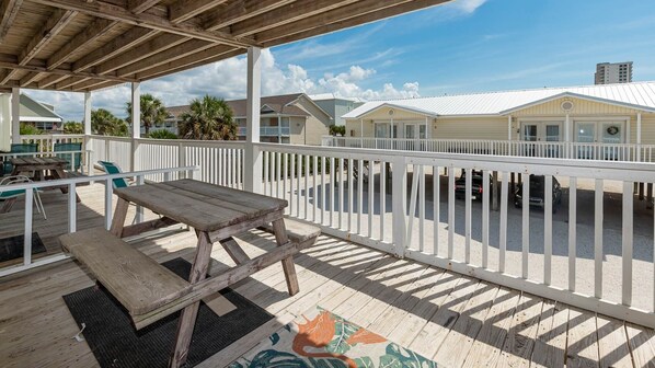 Condo, 1 Bedroom | Property grounds