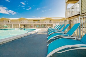 Condo, 1 Bedroom | Pool | Outdoor pool - Moonraker 20 1 Bedroom Condo (Gulf Shores)