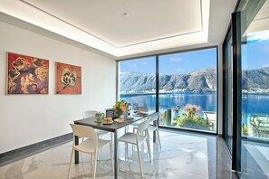 Family Apartment, Multiple Bedrooms, 2 Bathrooms (Residenza La Fontana) | Dining room